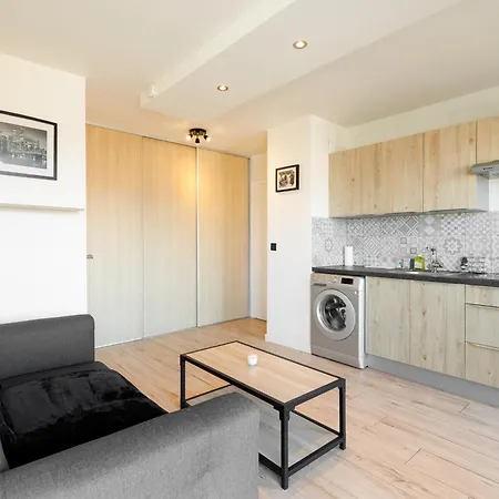 Appartement Sweety- Ideal Couple Moderne 2p, Vue Mer, Parking, Clim