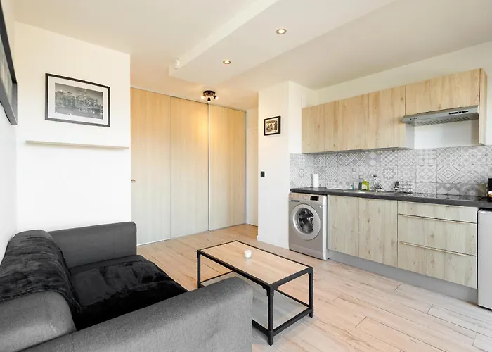 Appartement Sweety- Ideal Couple Moderne 2p, Vue Mer, Parking, Clim