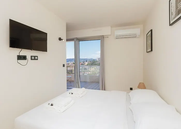 Appartement Sweety- Ideal Couple Moderne 2p, Vue Mer, Parking, Clim