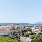 Apartamento Sweety- Ideal Couple Moderne 2p, Vue Mer, Parking, Clim Antibes